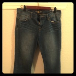 Lucky cropped jeans never worn.